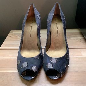 MARC JACOBS - Navy Satin Brocade Peep Toe Heels
